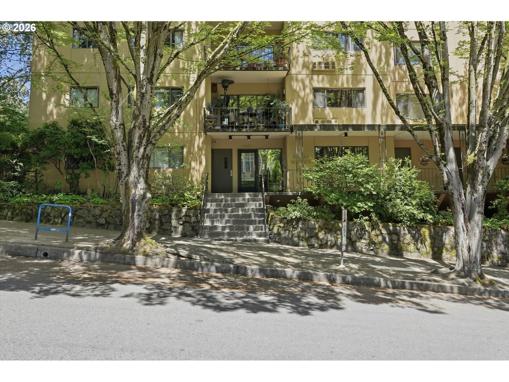 2021 Sw Main St 41, Portland