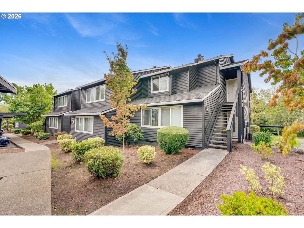 9455 Sw 146th Ter D-8, Beaverton