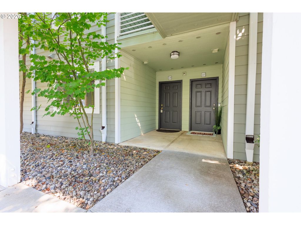 129 N Hayden Bay Dr Bldg F, Portland