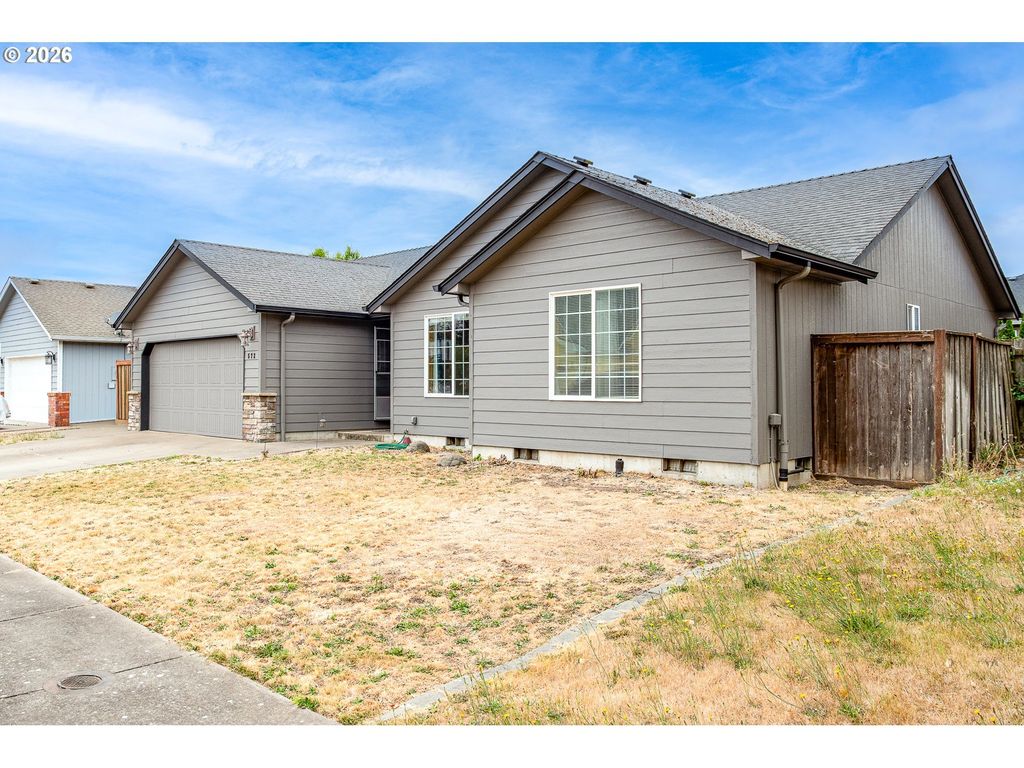 572 Royal Tern Ave, Halsey