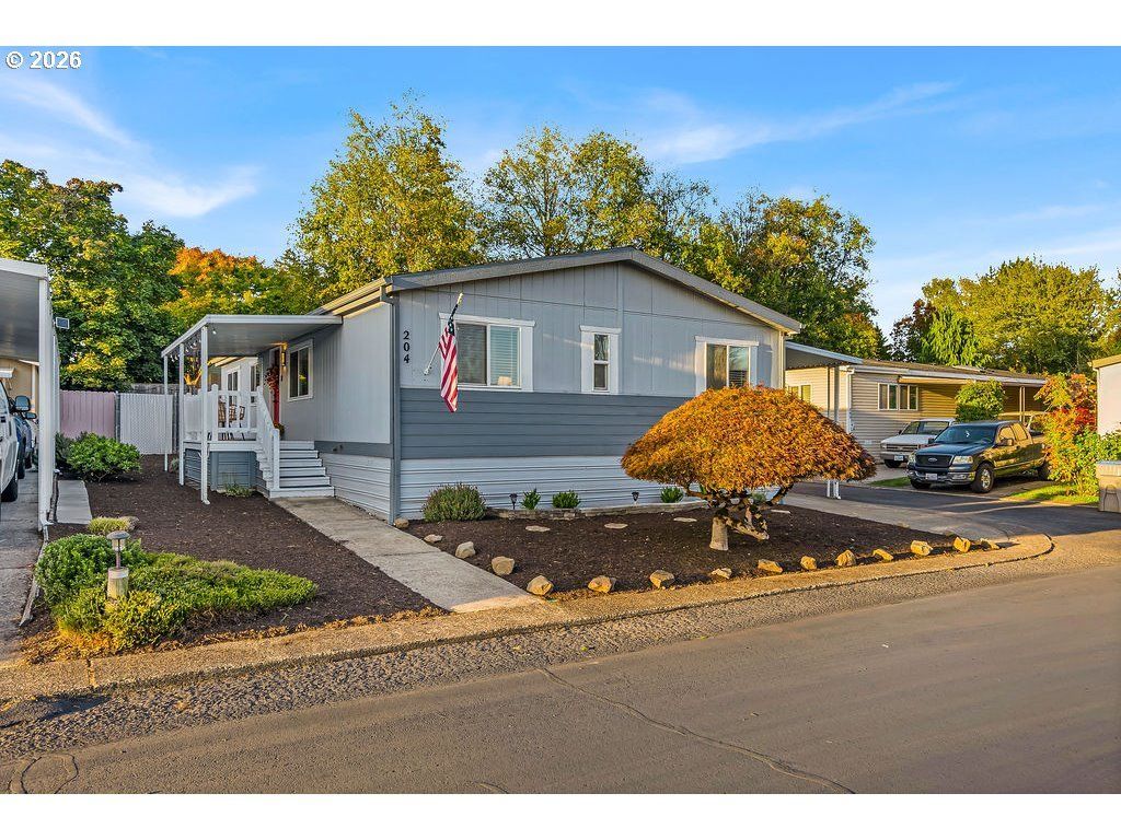 12450 Sw Fischer Rd 204, Portland