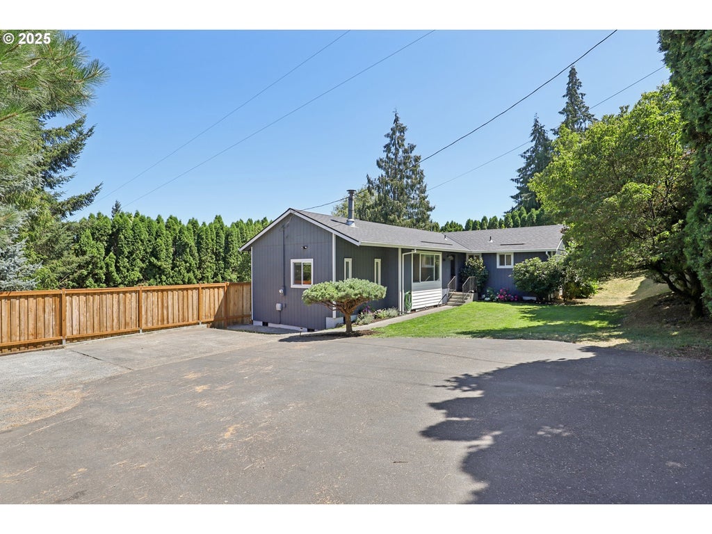 2150 6th St, Columbia City