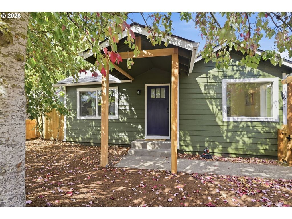 4641 Royal Ave, Eugene
