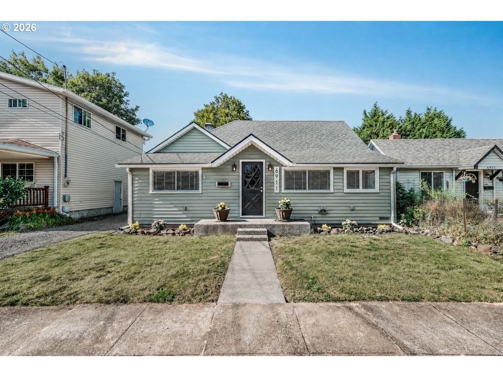 6911 Se Cora St, Portland