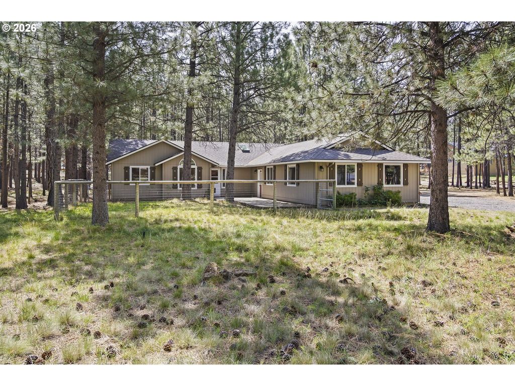 14485 Mountain View Loop, Sisters