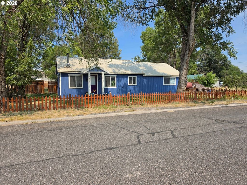 1292 W Fillmore St, Burns