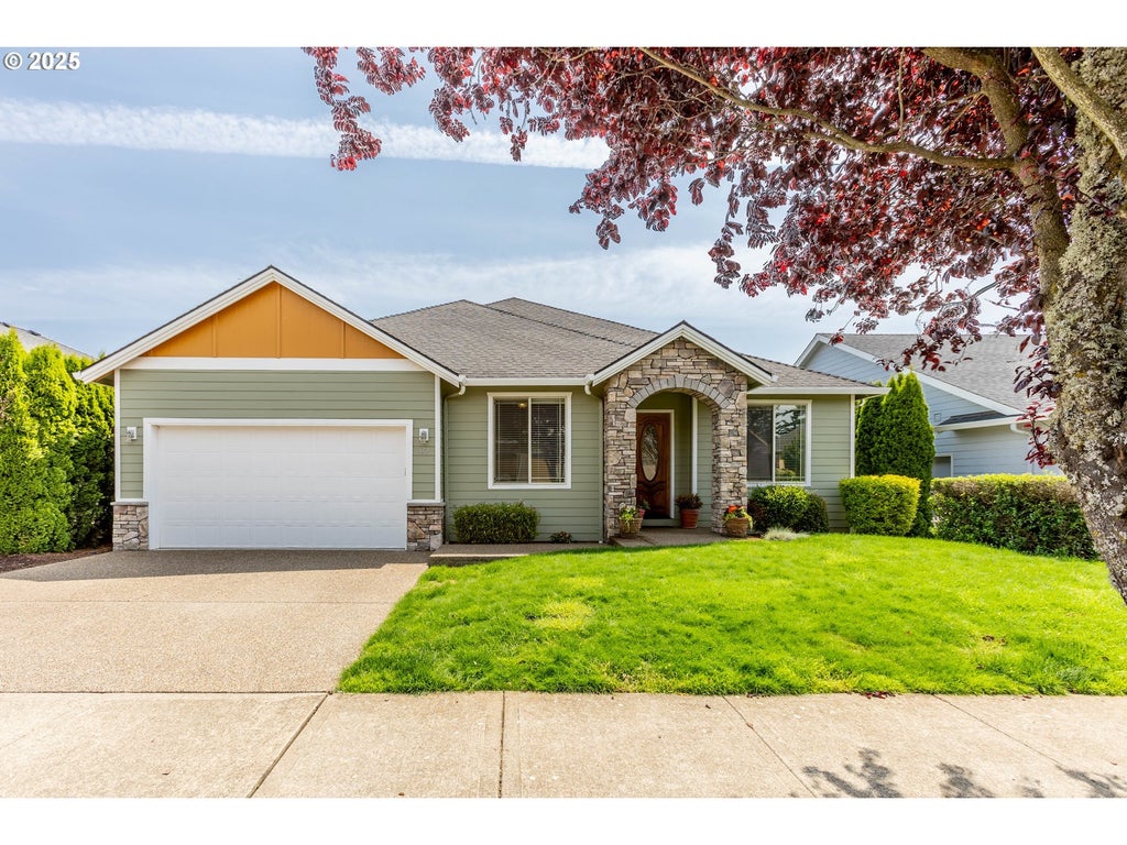 372 Eagle Feather St Nw, Salem