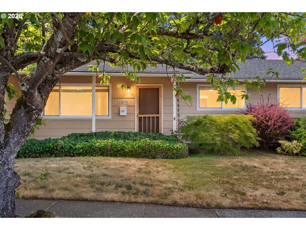 13070 Sw Edgewood St, Portland