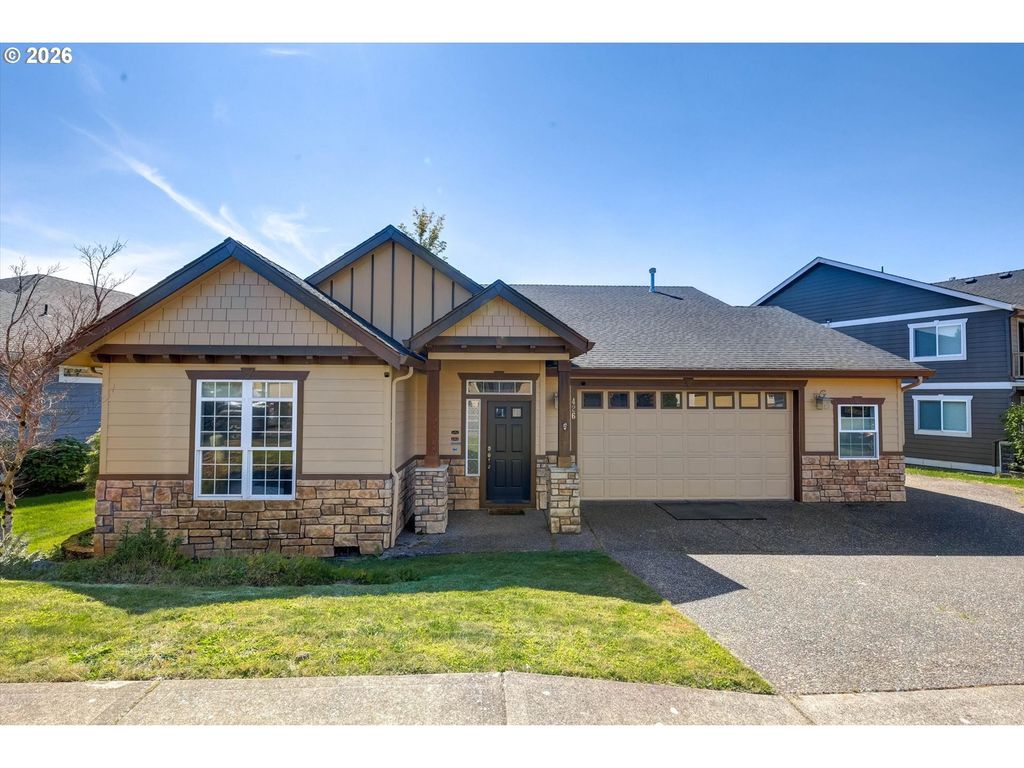 426 N V St, Washougal