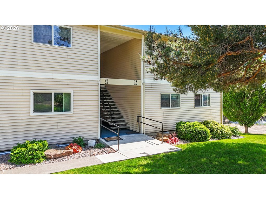 1900 Nw Carden Ave 22, Pendleton
