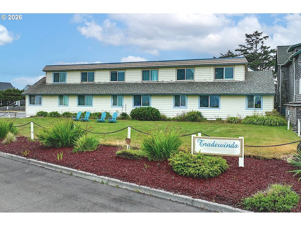 1022 N Prom 101, Seaside