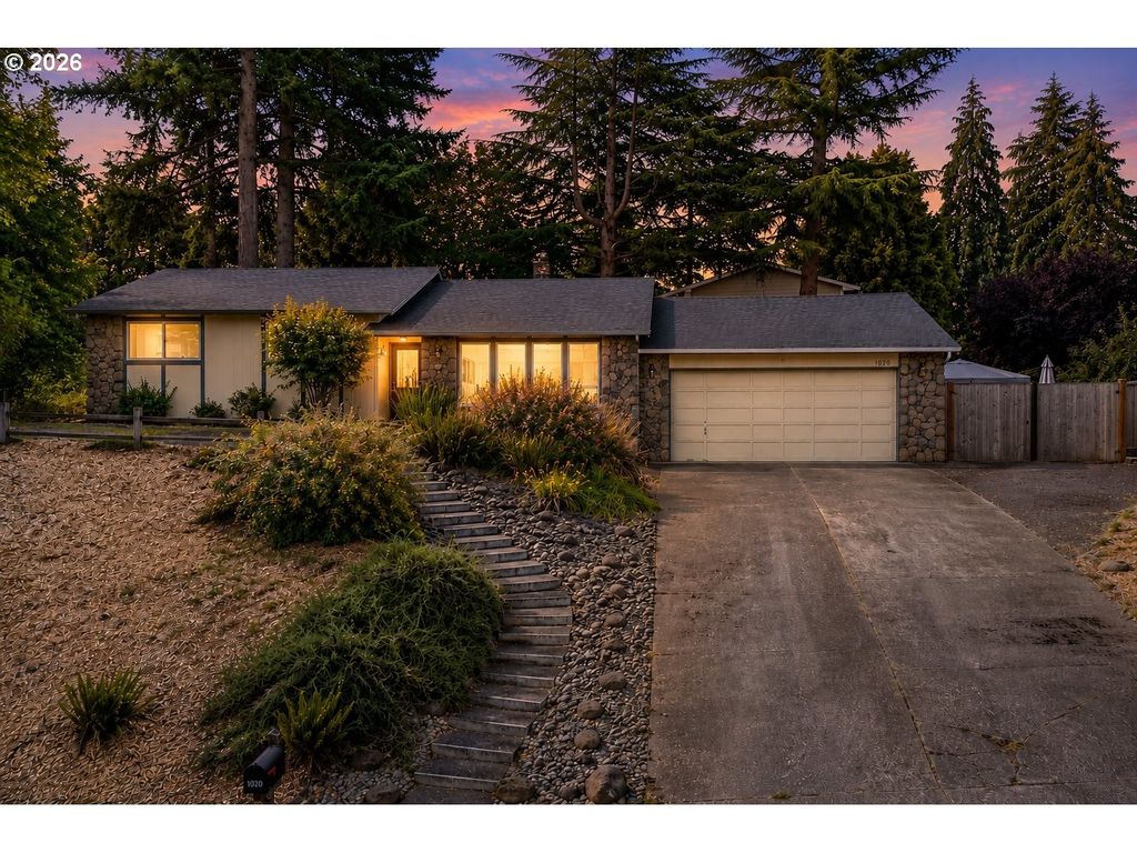 1020 Windemere Dr Nw, Salem