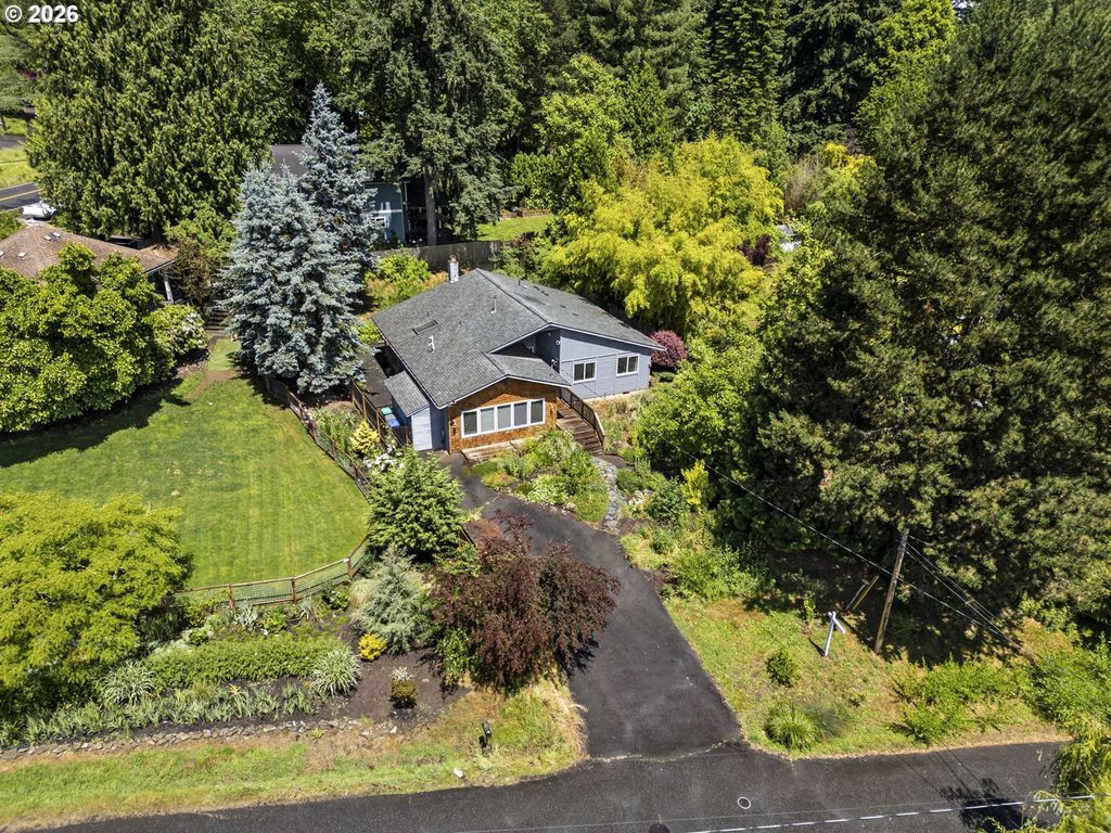 1389 Sw Taylors Ferry Ct, Portland
