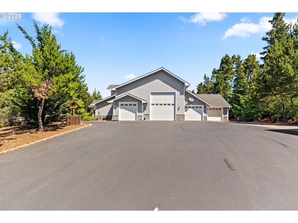 87921 Star View Dr, Florence
