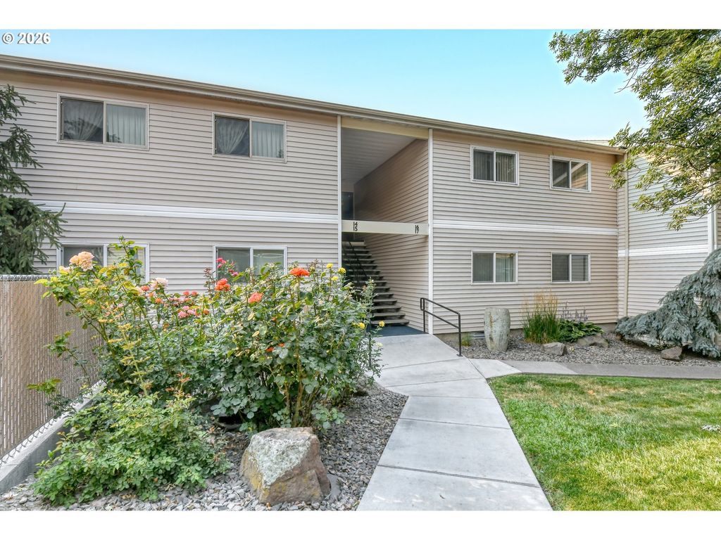 1900 Nw Carden Ave 16, Pendleton
