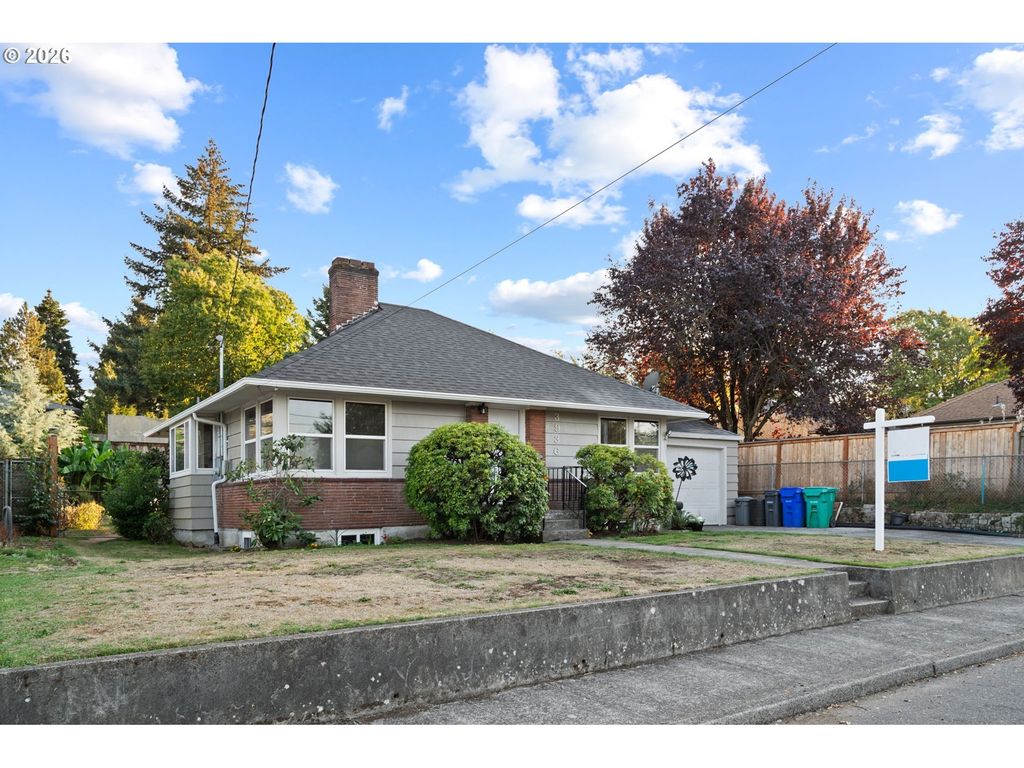 3936 Ne Prescott St, Portland