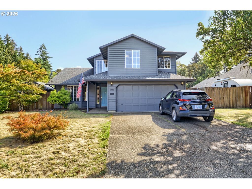 1010 Ne 1st Pl, Hillsboro