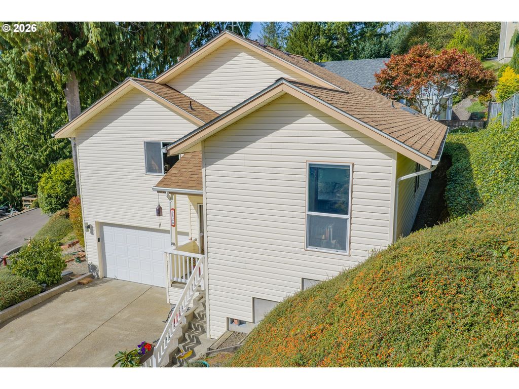 3520 Ocean View Dr, Florence