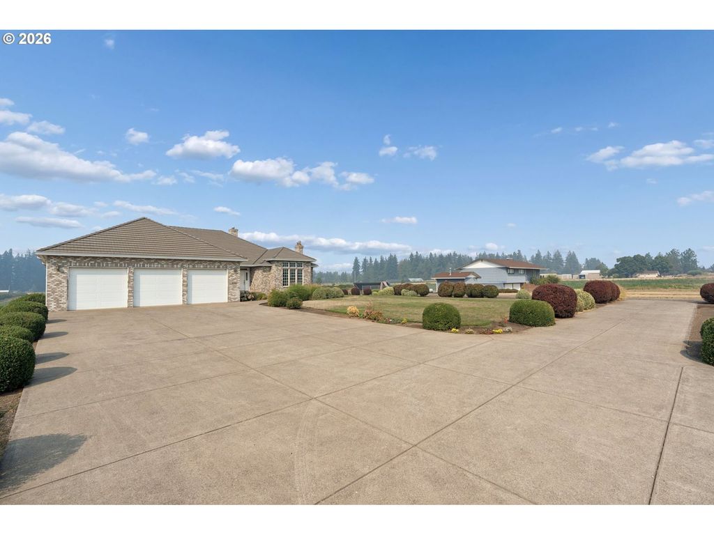 9903 S Kraxberger Rd, Canby