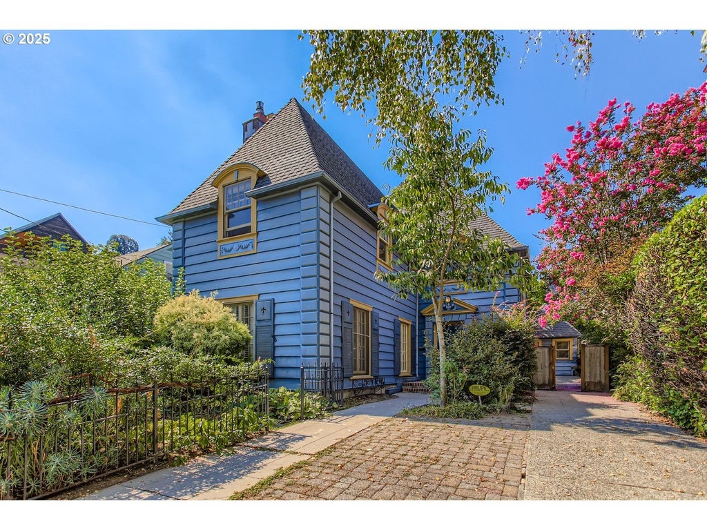 1325 Nw 26th Ave, Portland