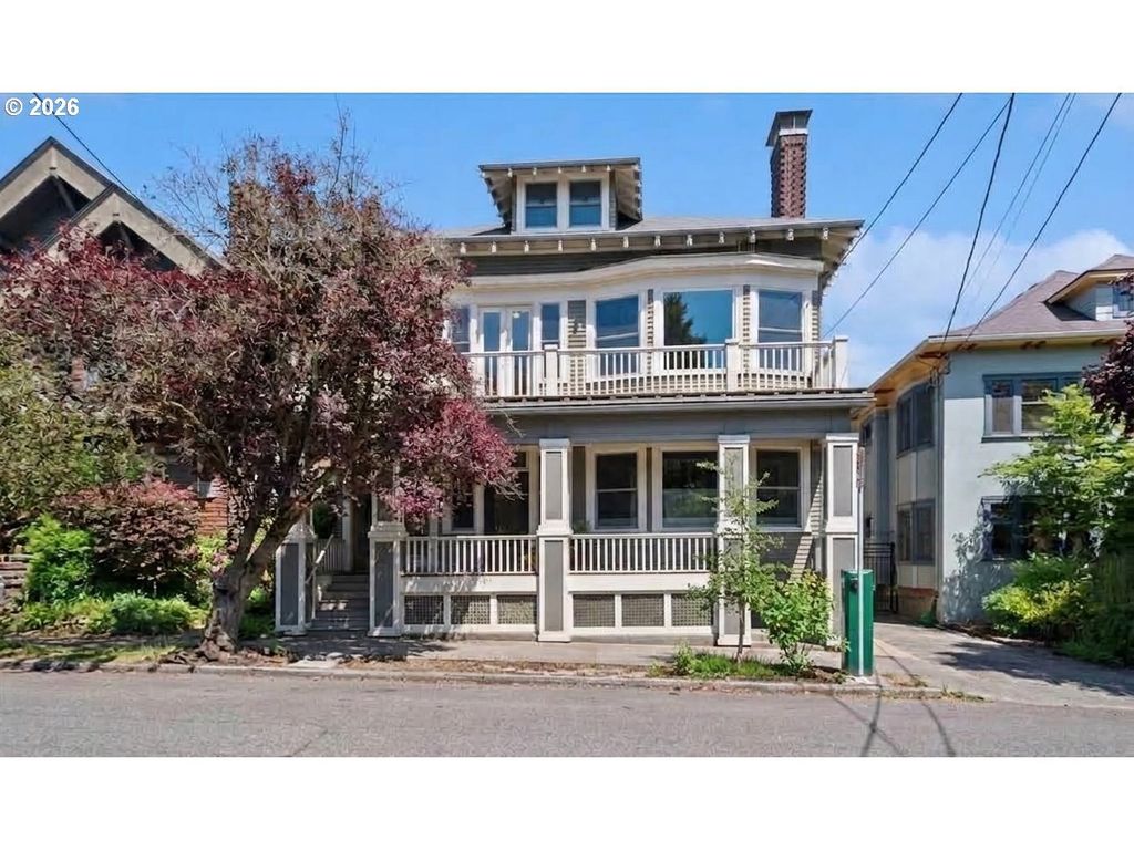 2475 Nw Northrup St, Portland