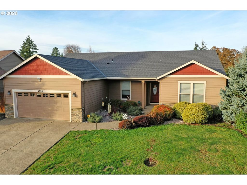1020 E 4th St, Yamhill