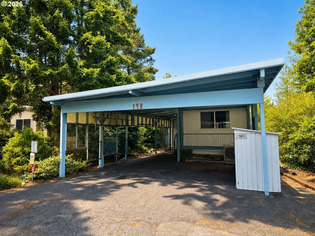 1600 Rhododendron Dr 143, Florence