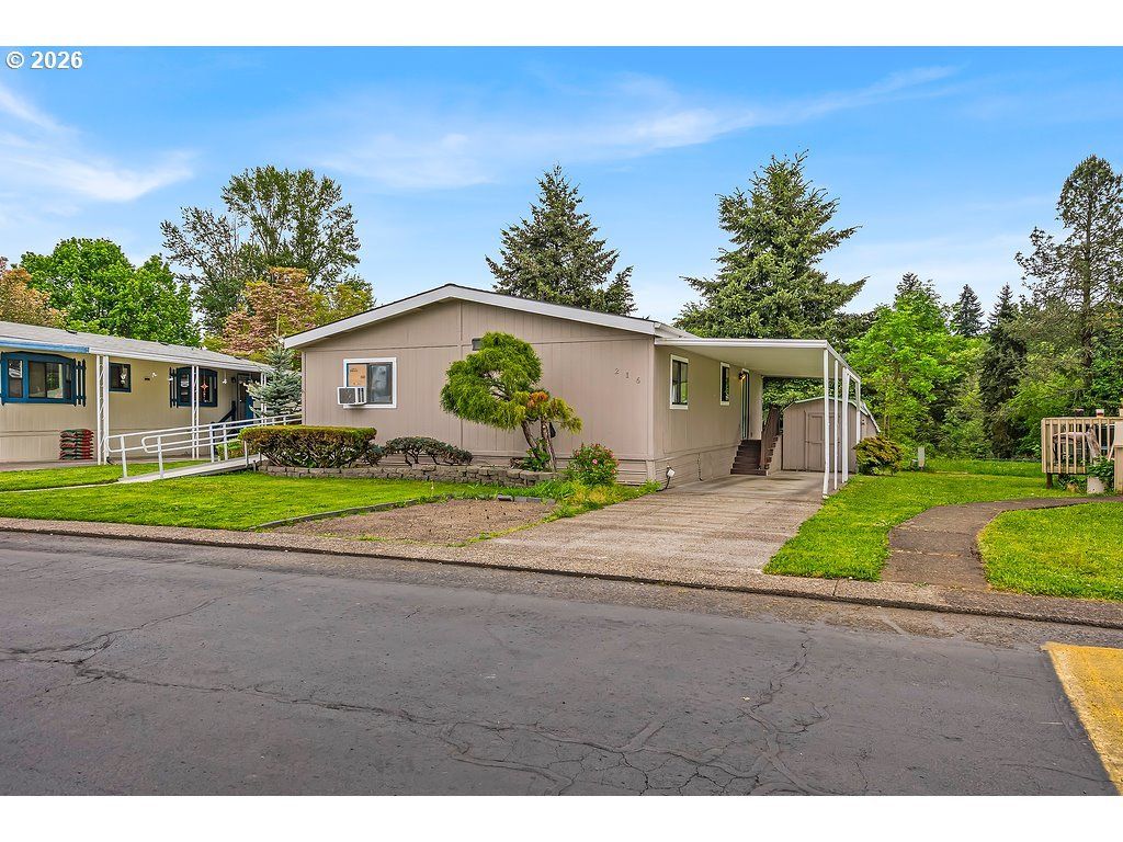 12450 Sw Fischer Rd 216, Tigard
