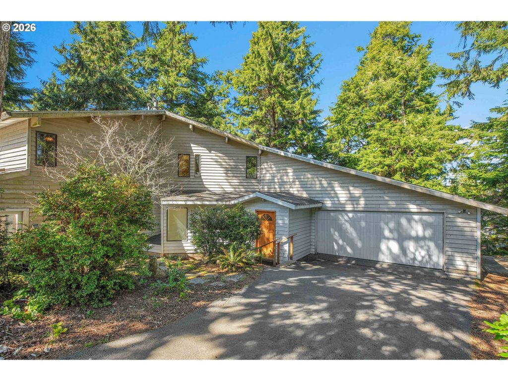 527 Eagles Nest Ln, Gleneden Beach
