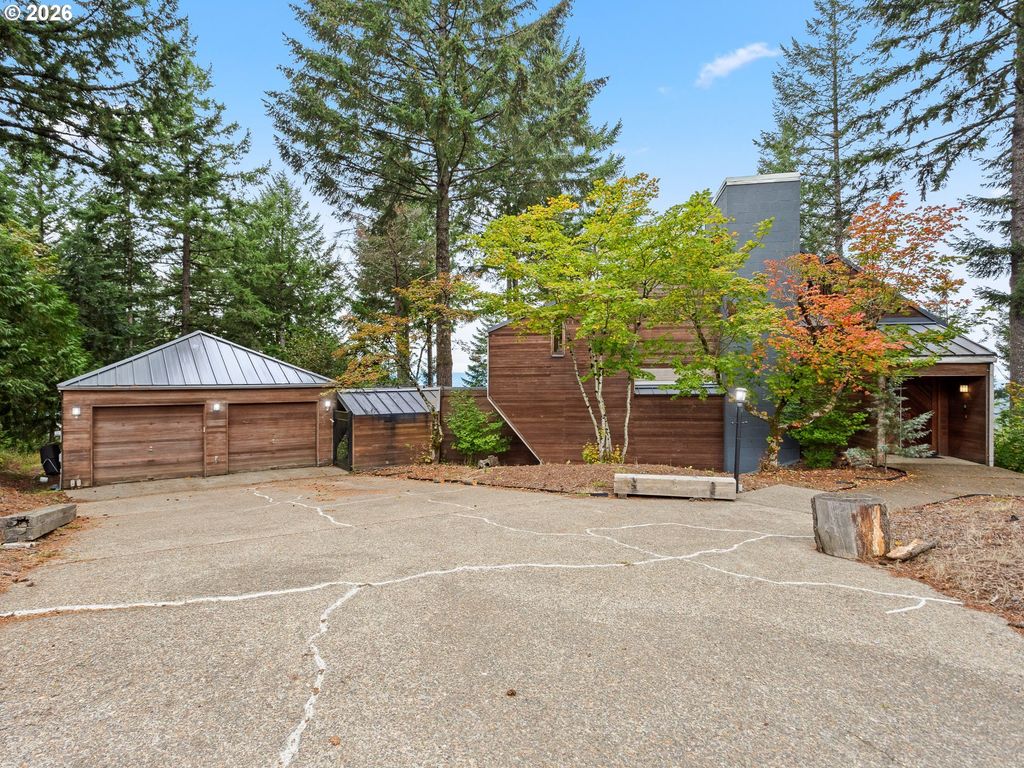 25475 Ne Bald Peak Rd, Hillsboro