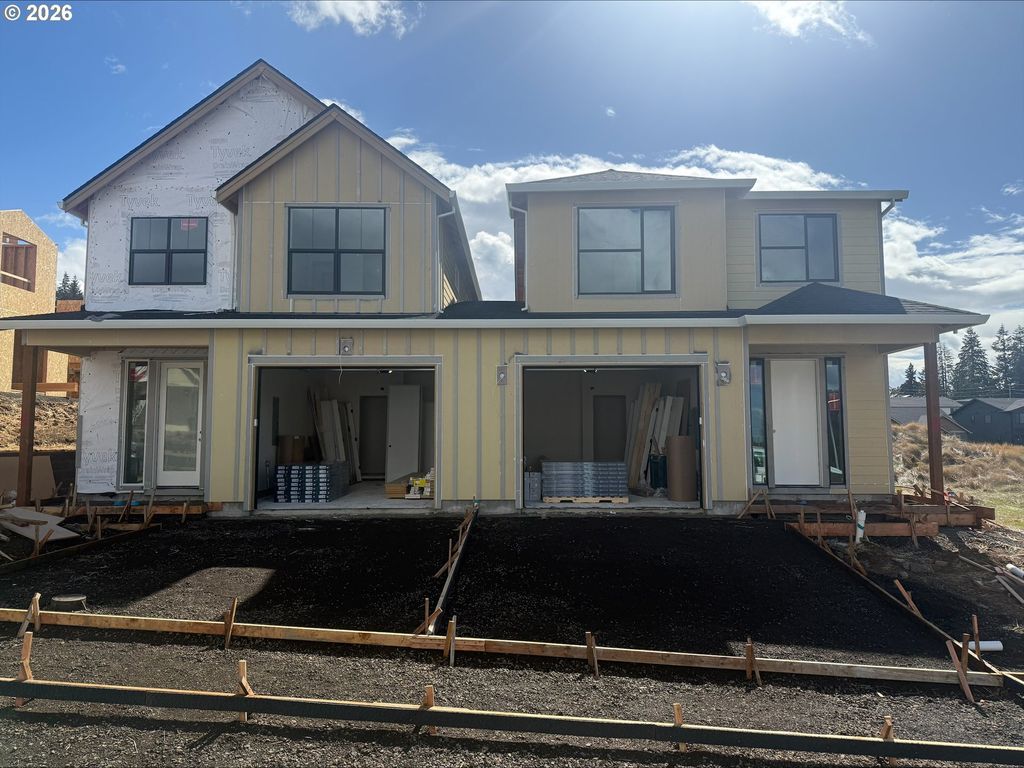 14944 Jennetten Way, Oregon City