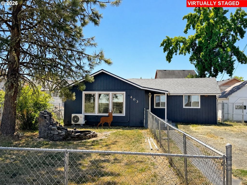 403 Happy Valley Rd, Roseburg