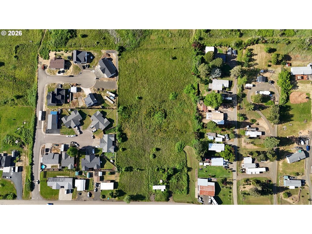 2548 Landers Ave, Roseburg