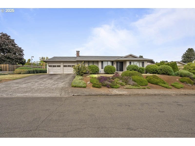 1369 34th Ave Nw, Salem