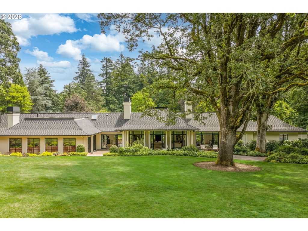 12727 S Iron Mountain Blvd, Portland