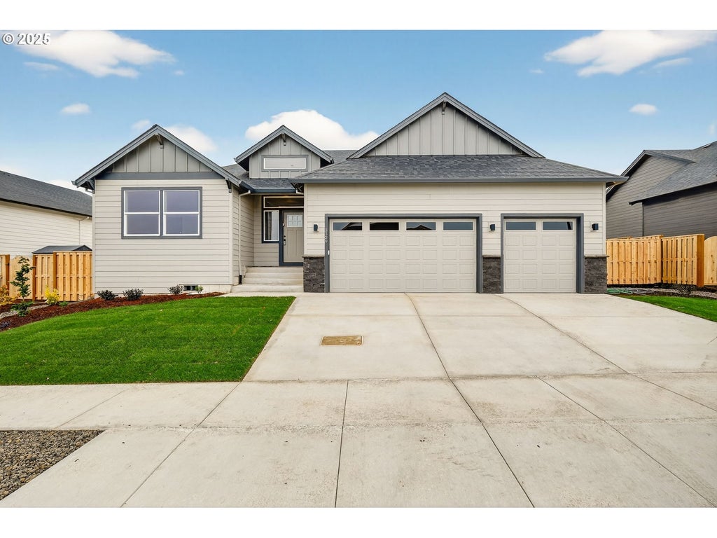 3329 Ne Justus Ave 74, Estacada