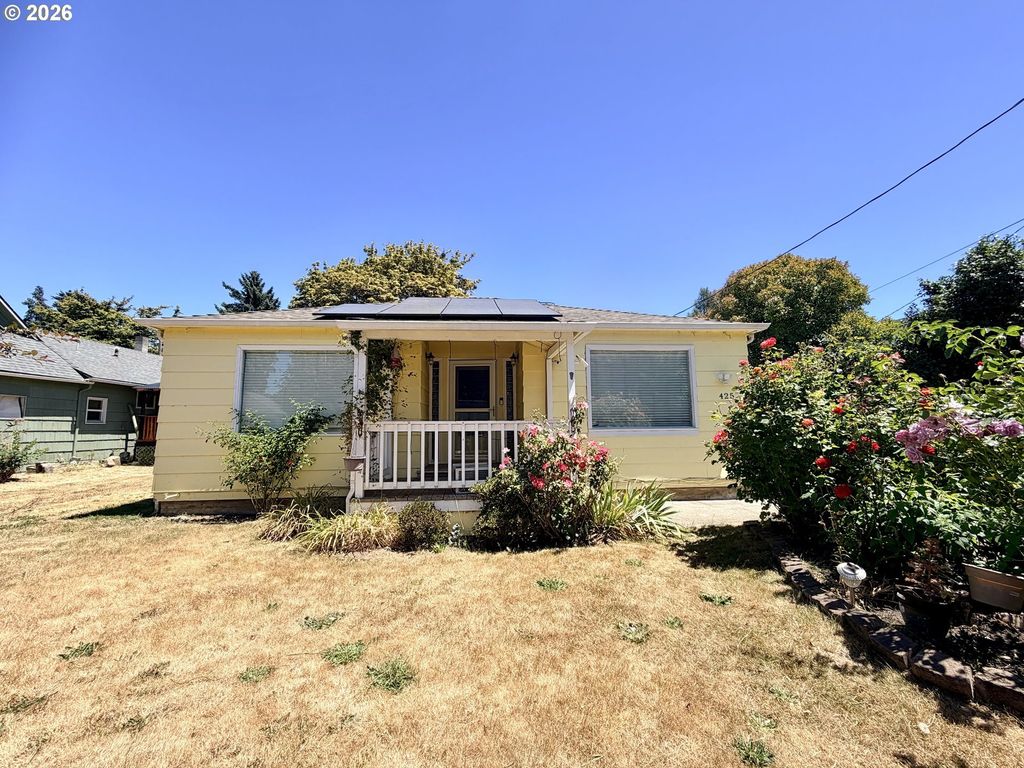 425 W Umpqua St, Roseburg