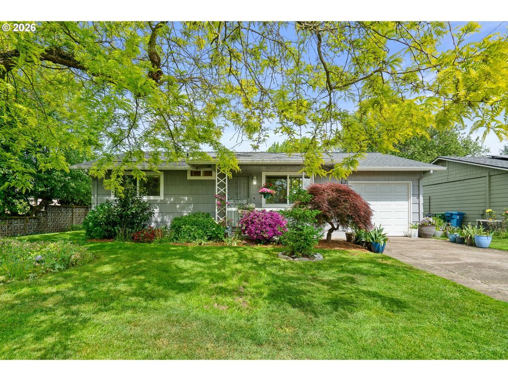 1153 Dellmoor Way, Woodburn
