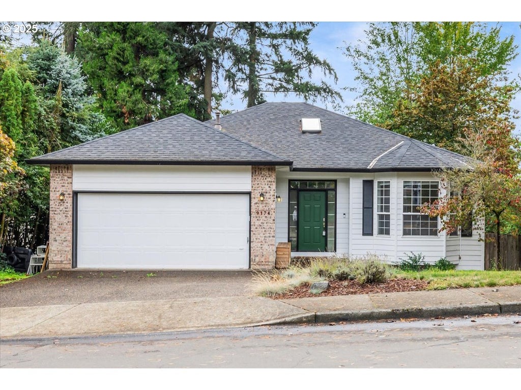 9174 Sw Waverly Dr, Portland
