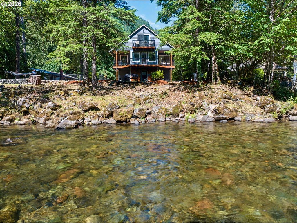 26992 E Elk Park Rd, Welches