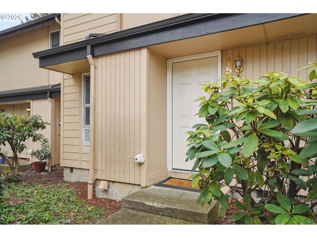 1505 Fetters Loop, Eugene
