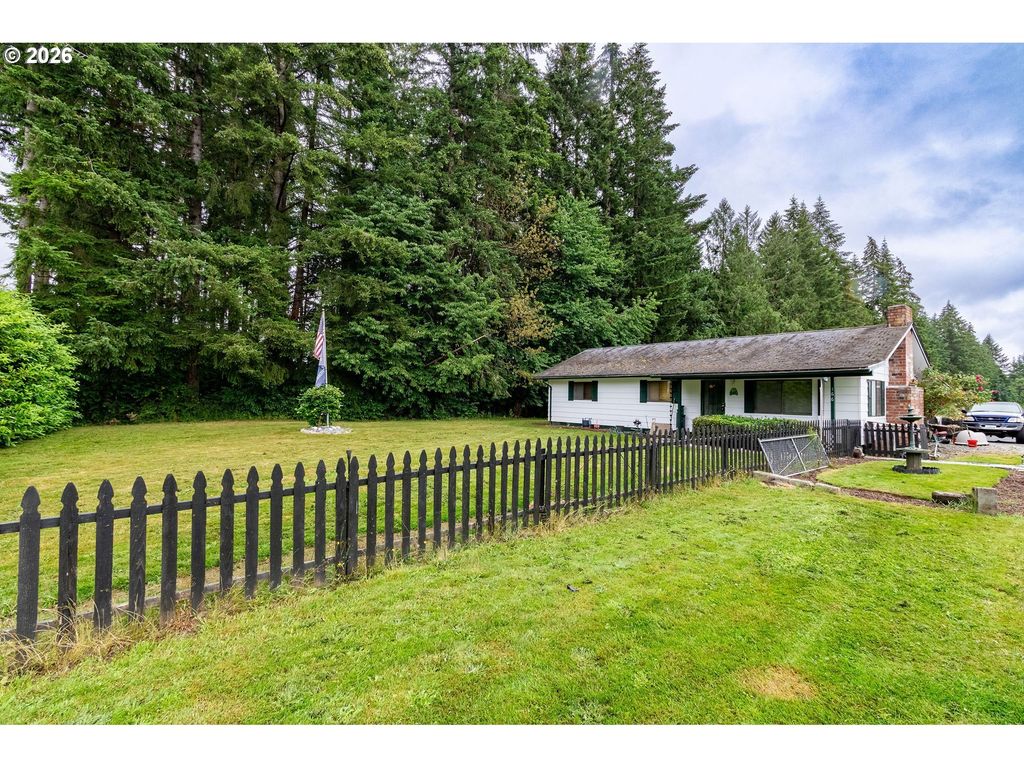 166 Burchett Rd, Onalaska