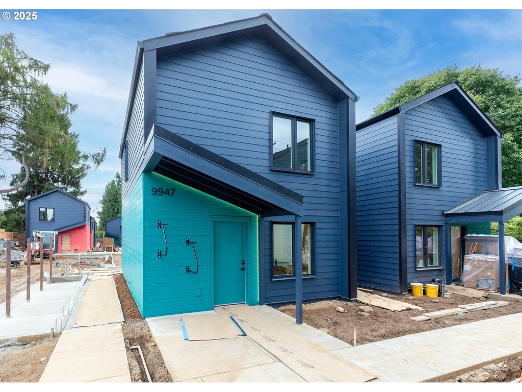 9947 Se Cottage Ln 3, Milwaukie