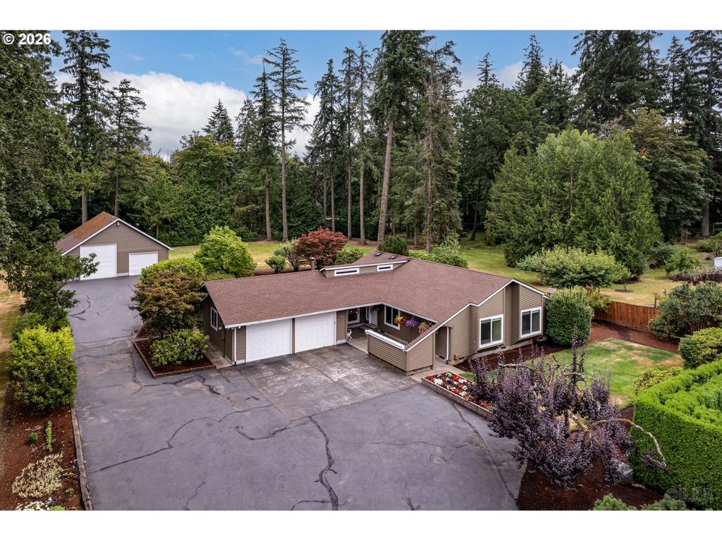57636 S Morse Rd, Warren