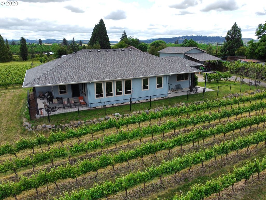 18700 Nw Adcock Rd, Yamhill