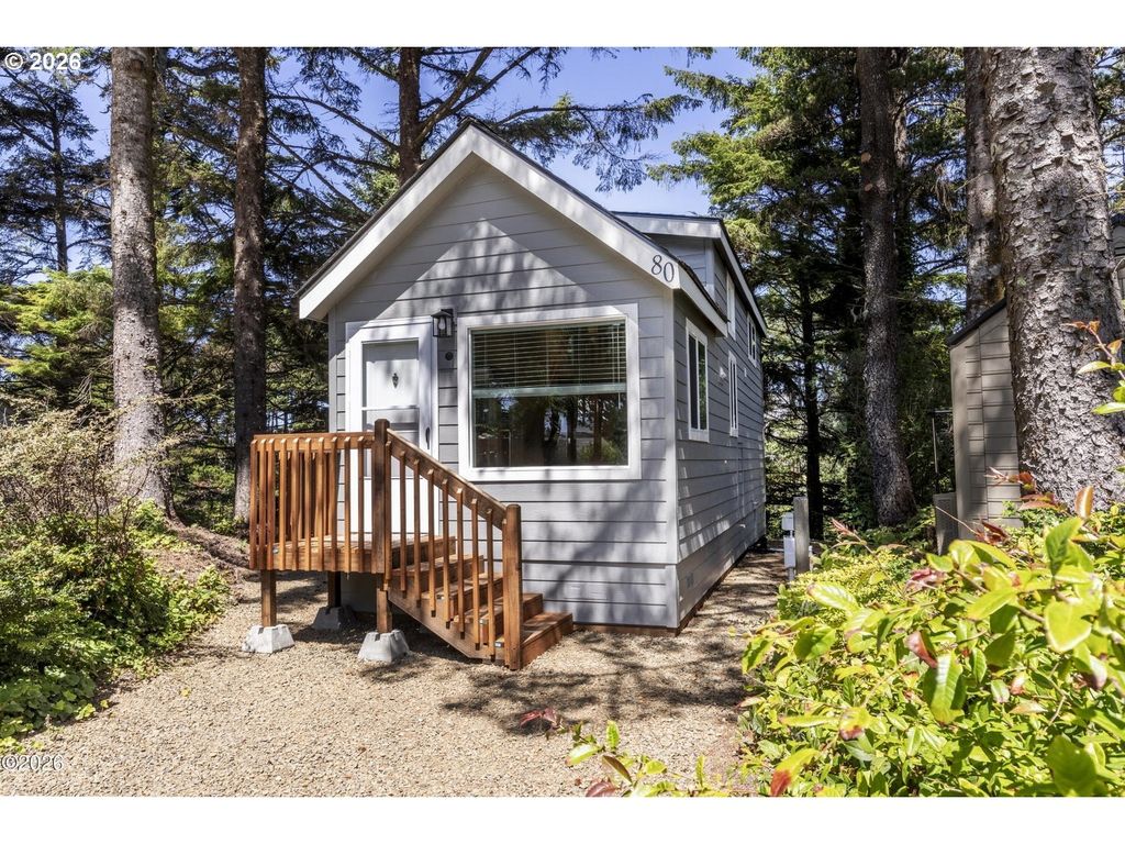 4875 N Hwy 101, 80, Depoe Bay