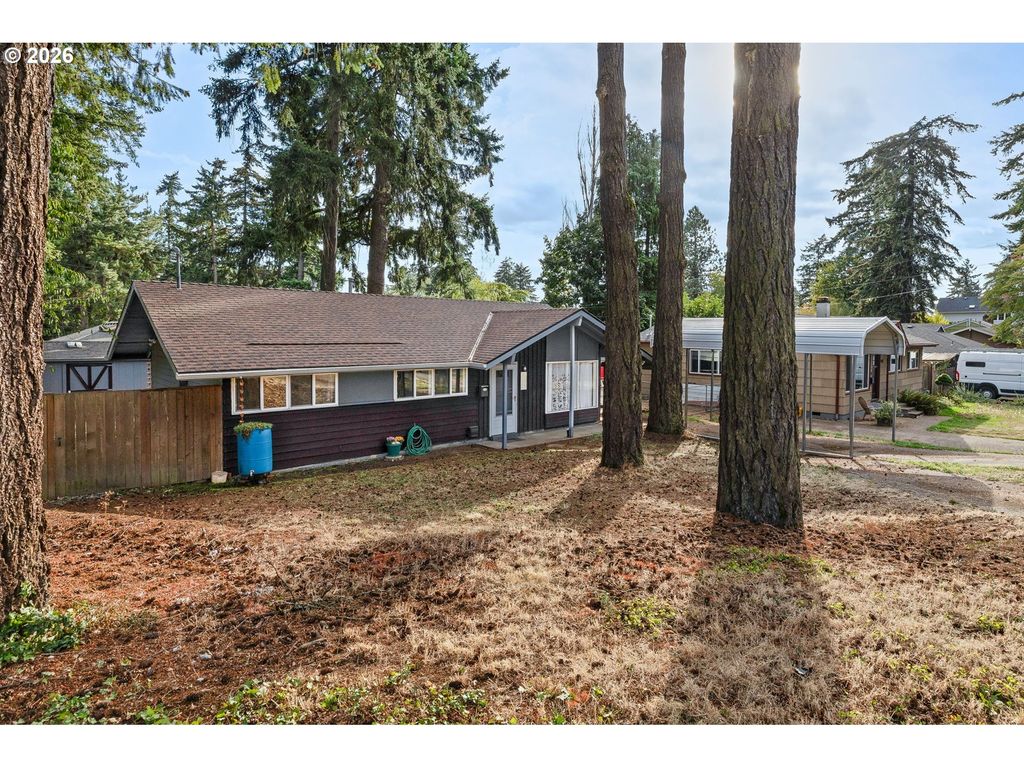 9136 Se Steele St, Portland