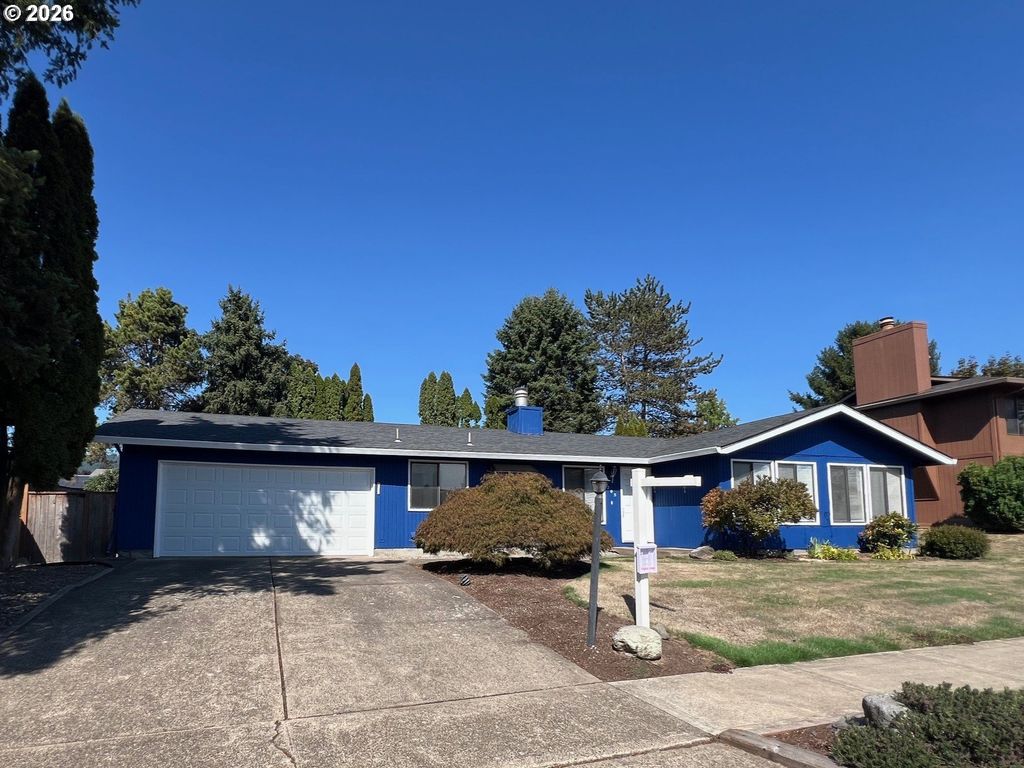205 E Foothills Dr, Newberg