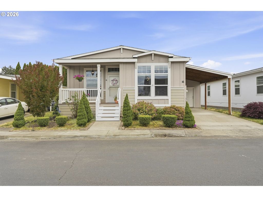 1000 S Mckern Ct 16, Newberg