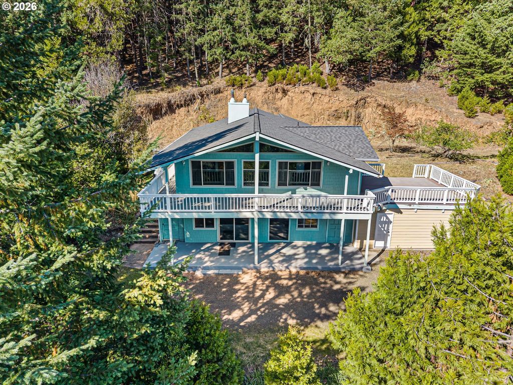 1604 Spring Brook Rd, Myrtle Creek
